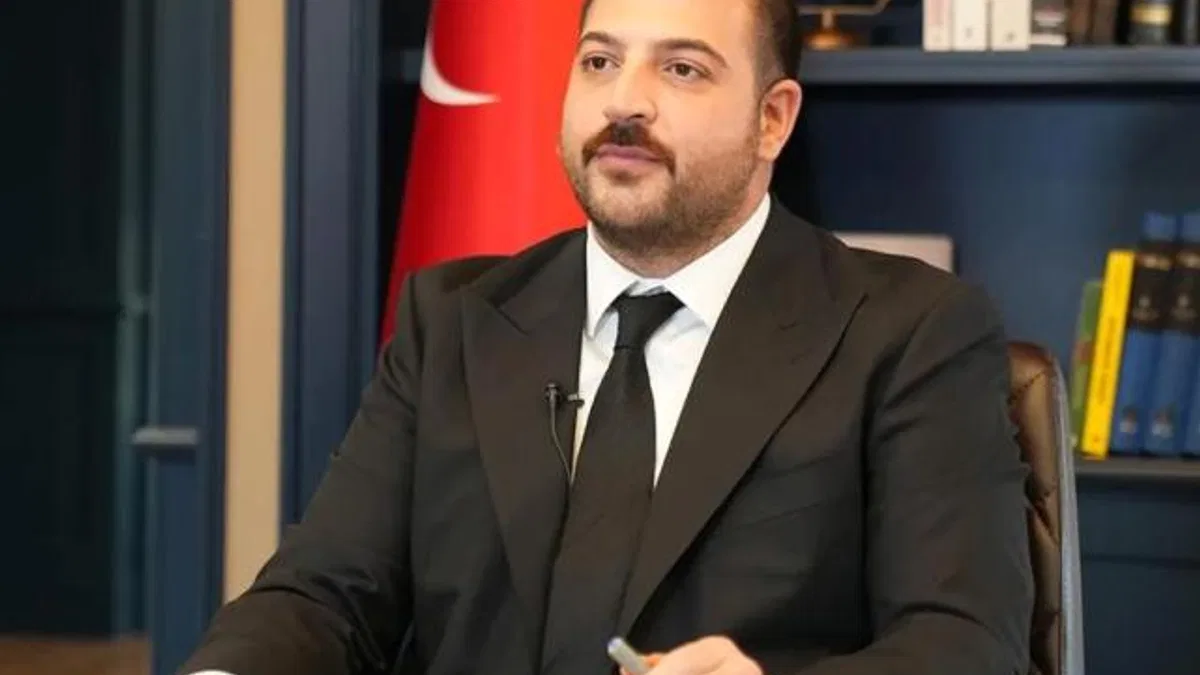 Genç Parti’de ‘üst düzey’ istifa!